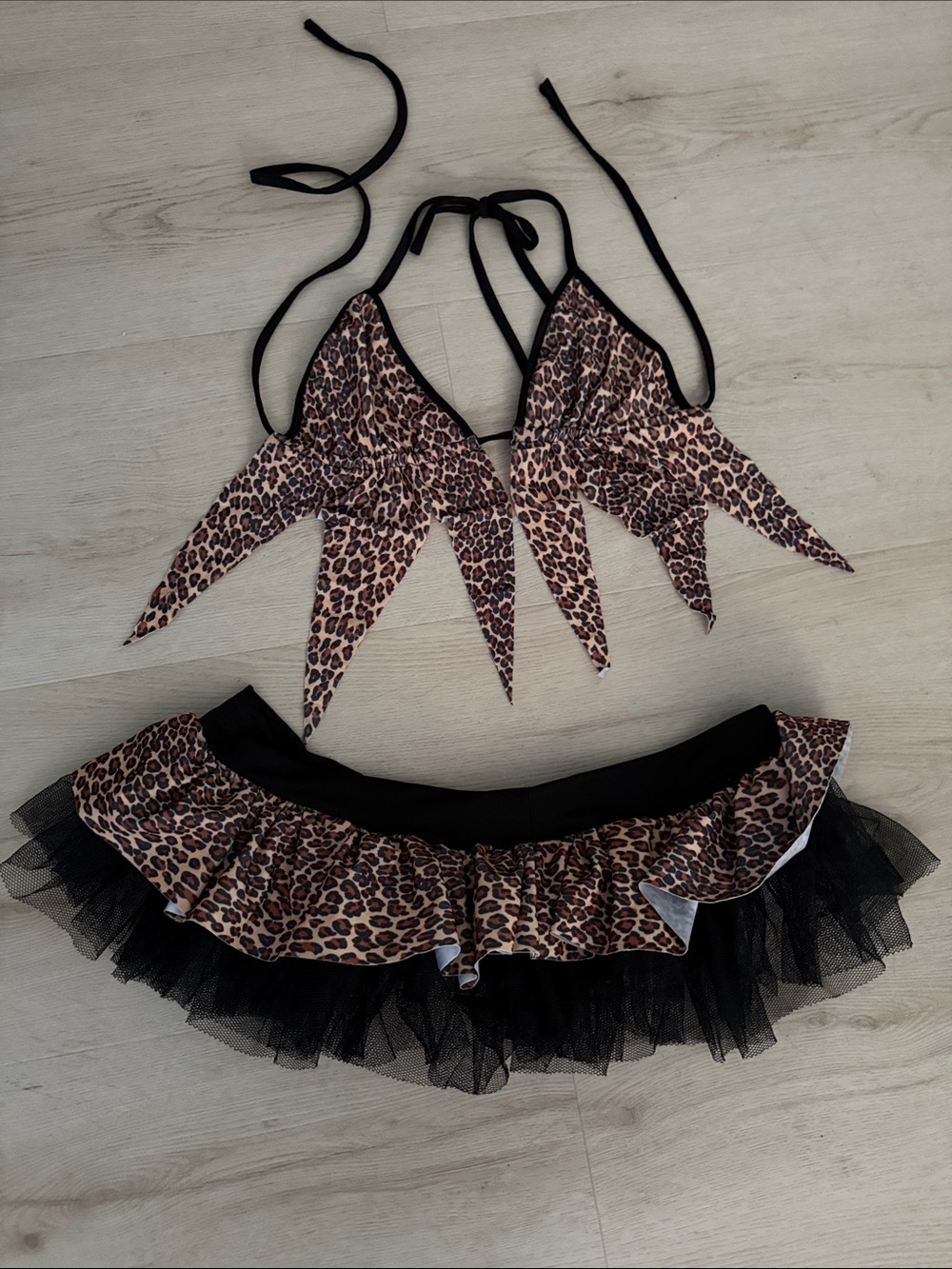 Sexy cheetah/leopard print costume